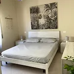 Apartmán Fiocco's Home, Two-room In The Center Of Quartu Quartu SantʼElena